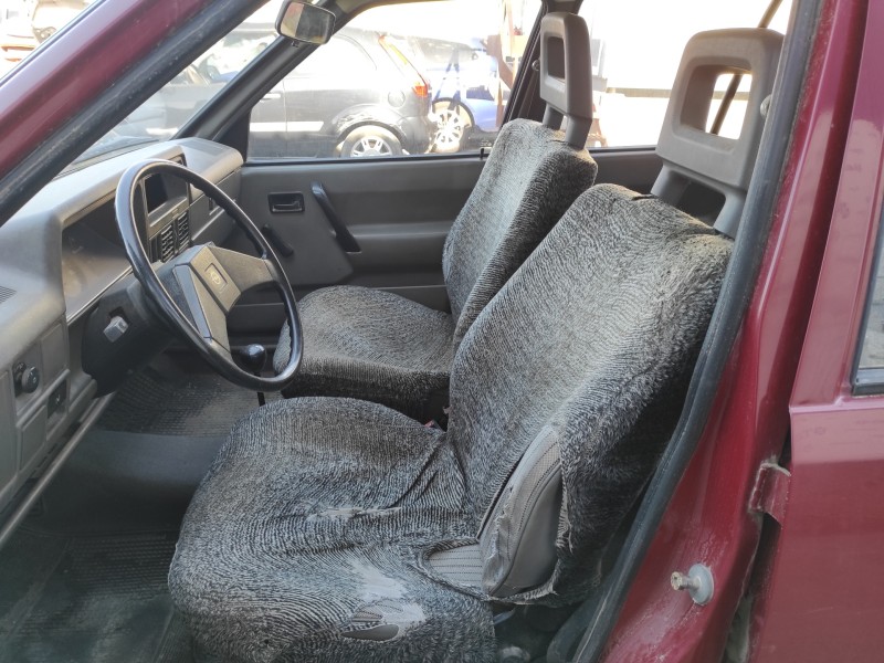 opel corsa a del año 1985