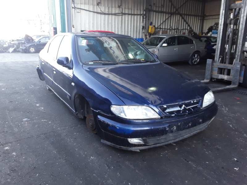 citroën xsara berlina del año 2000