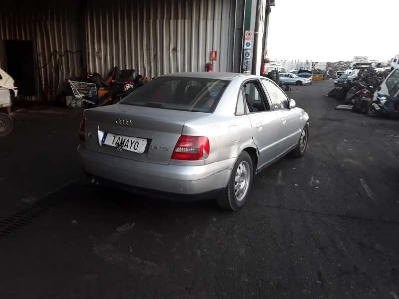 audi a4 berlina (b5) del año 1999