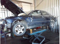 AUDI A8 (D2)