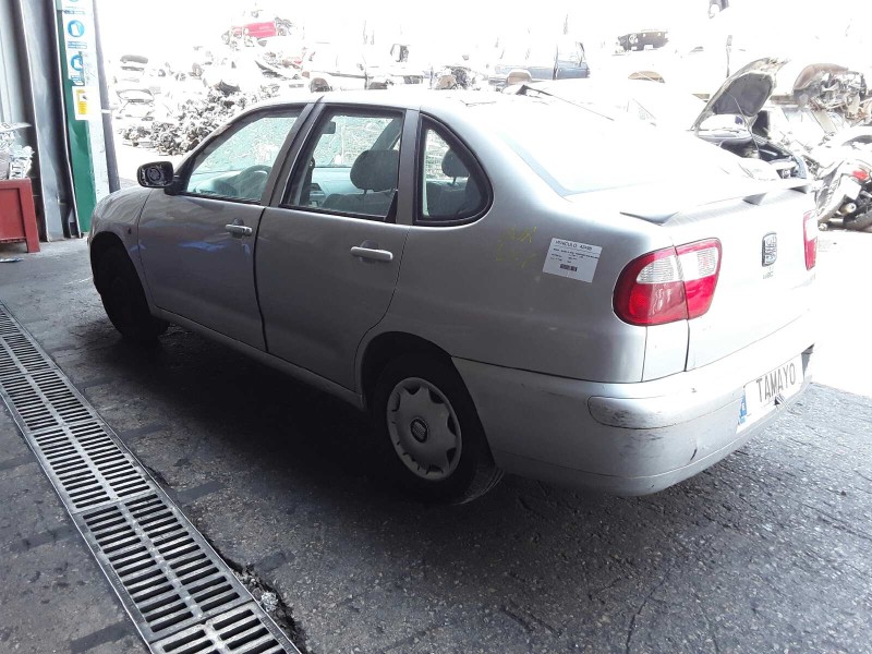 seat cordoba berlina (6k2) del año 2001
