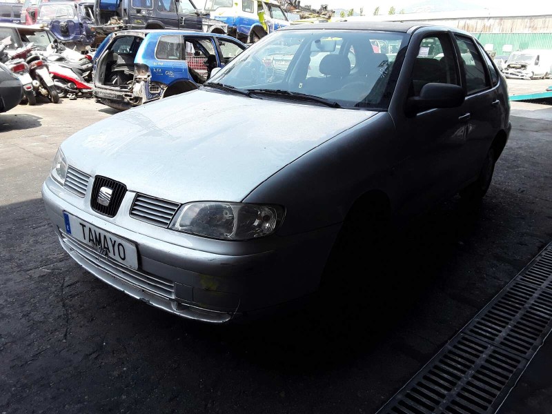 seat cordoba berlina (6k2) del año 2001