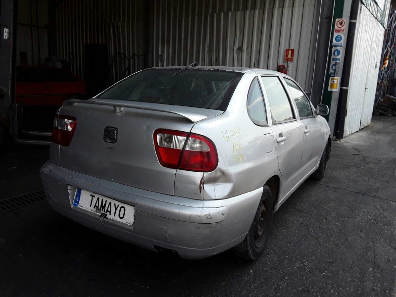 seat cordoba berlina (6k2) del año 2001