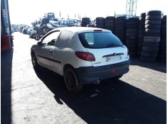 peugeot 206 berlina del año 2000 2