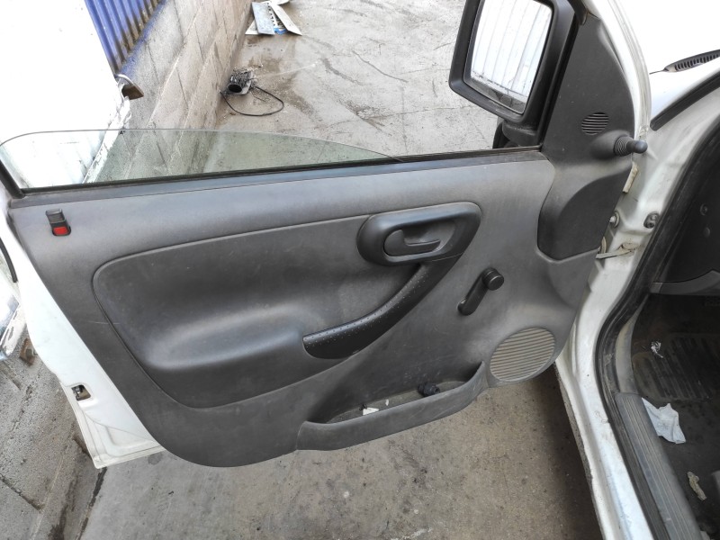 opel combo (corsa c) del año 2003