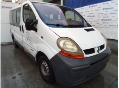 RENAULT TRAFIC COMBI (AB 4.01)