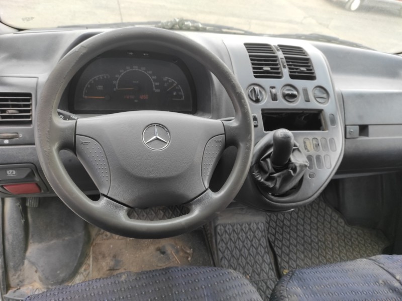 mercedes-benz vito (w638) caja cerrada del año 2003