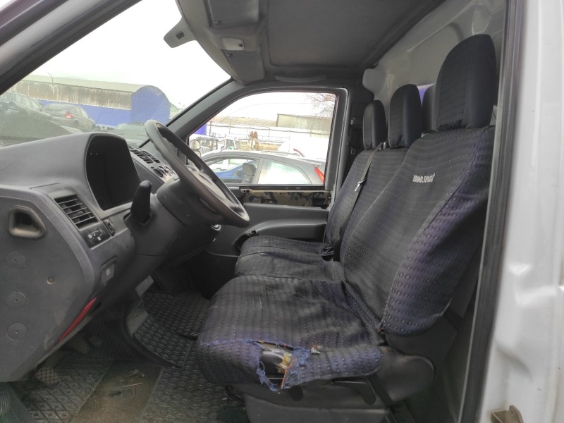 mercedes-benz vito (w638) caja cerrada del año 2003