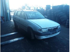 opel astra f berlina del año 1995