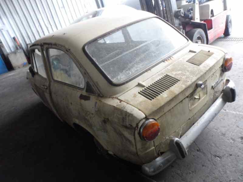 seat 850 del año 1979