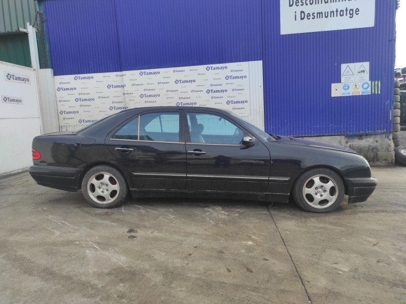 mercedes-benz clase e (w210) berlina diesel del año 2001