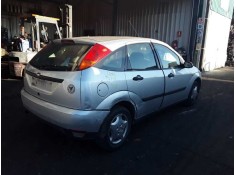 ford focus berlina (cak) del año 2000 2