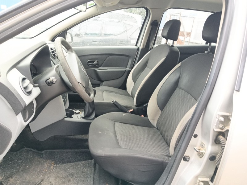 dacia sandero ii del año 2013
