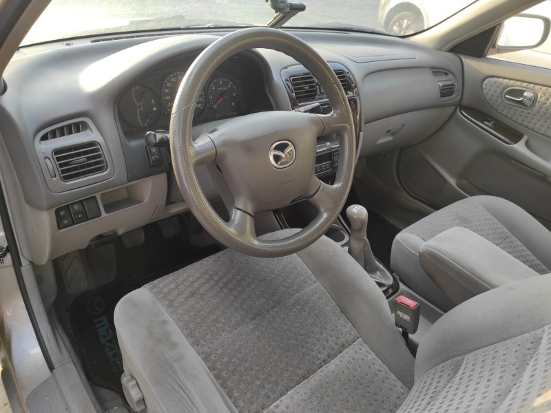 mazda 626 berlina (gf) del año 2002