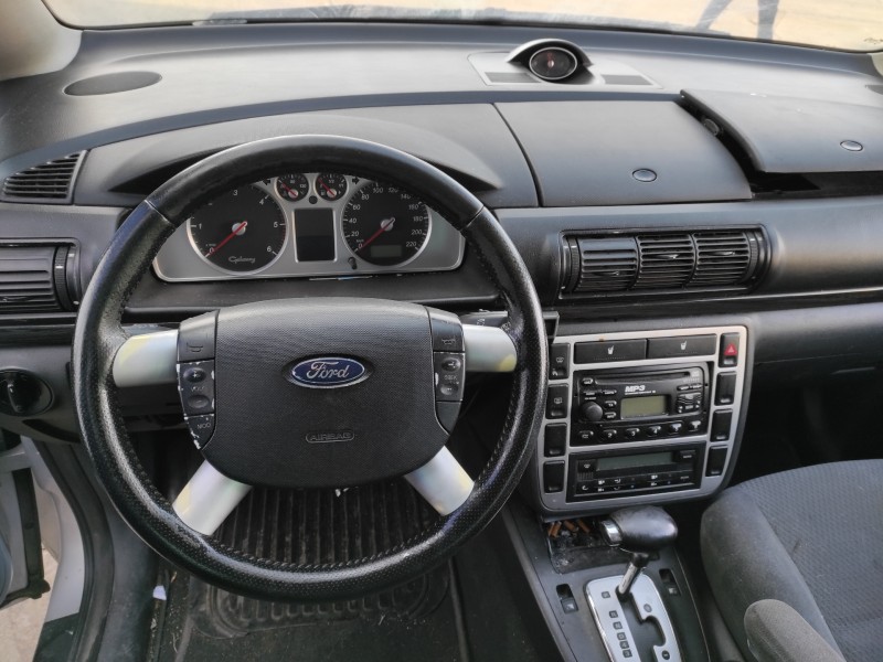 ford galaxy (vy) del año 2003