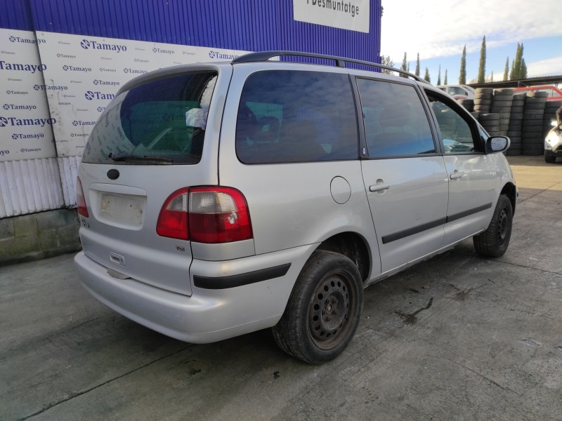 ford galaxy (vy) del año 2003