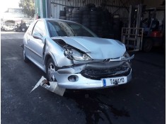 peugeot 206 berlina del año 2002