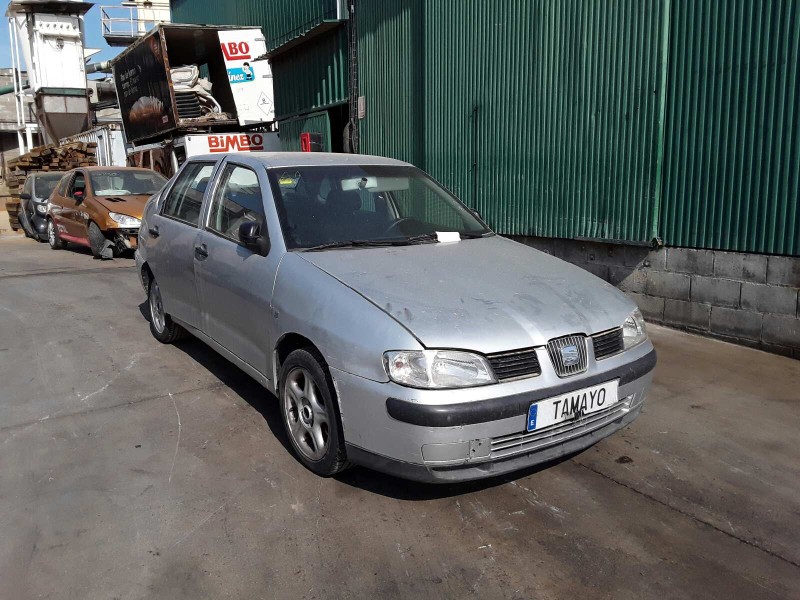 seat cordoba berlina (6k2) del año 2000