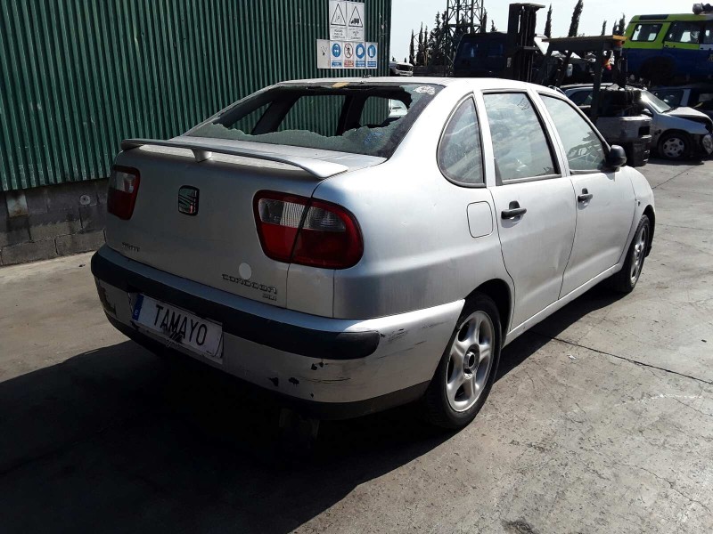 seat cordoba berlina (6k2) del año 2000