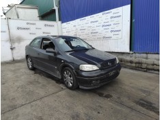 opel astra g berlina del año 2001