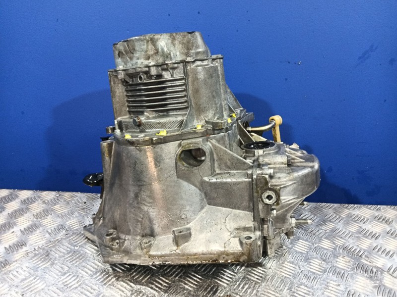 Recambio de caja cambios para citroën c4 i (lc_) 1.6 hdi referencia OEM IAM 20DM75  
