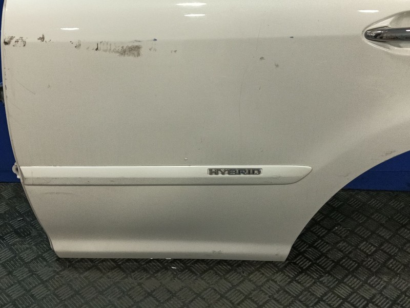 Recambio de puerta trasera izquierda para lexus rx referencia OEM IAM   