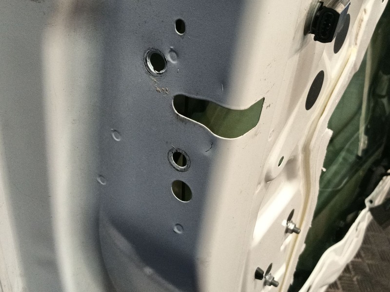 Recambio de puerta delantera izquierda para opel combo furgoneta/monovolumen (k9) 1.5 d referencia OEM IAM 9843490080  