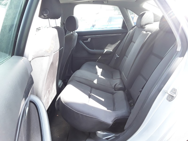 audi a4 berlina (8e) del año 2001