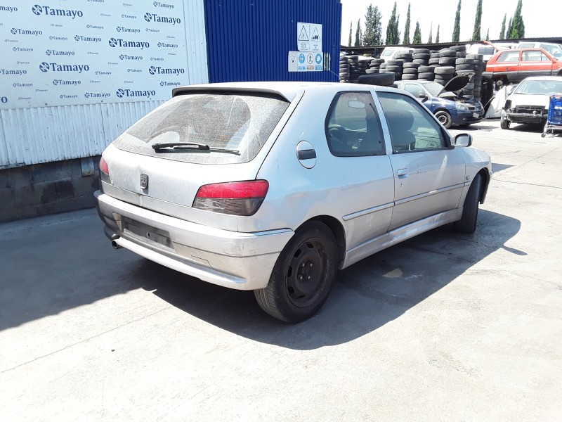 peugeot 306 berlina 3/4/5 puertas (s2) del año 2001