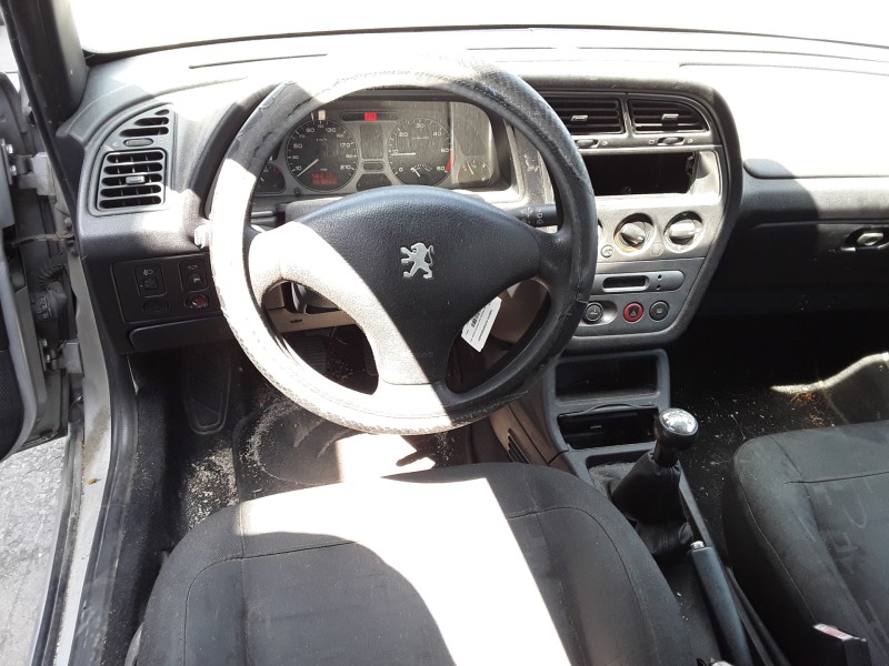 peugeot 306 berlina 3/4/5 puertas (s2) del año 2001