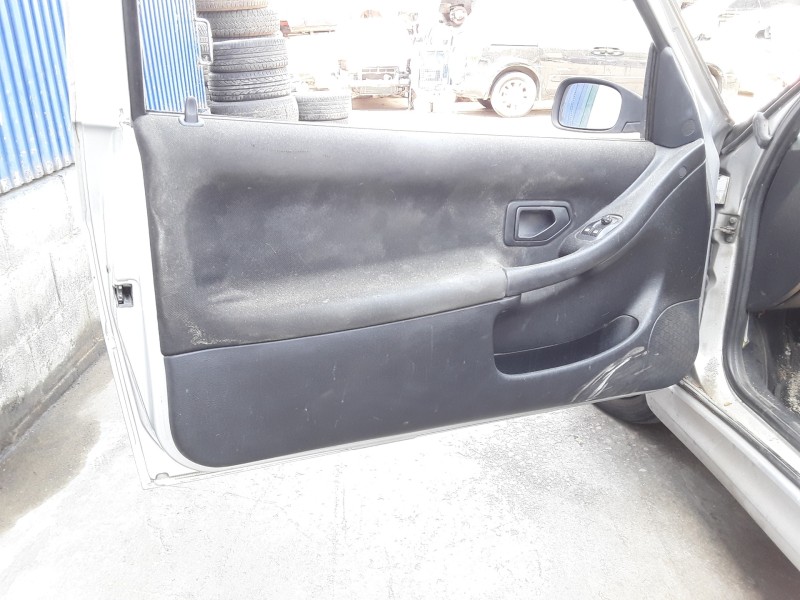 peugeot 306 berlina 3/4/5 puertas (s2) del año 2001