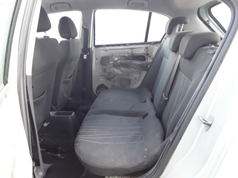 opel corsa d del año 2009