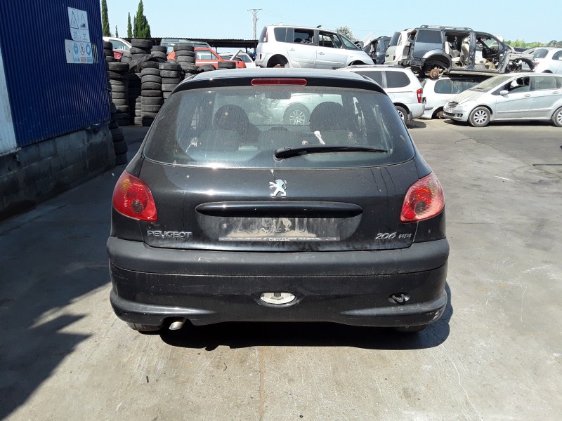 peugeot 206 berlina del año 2005