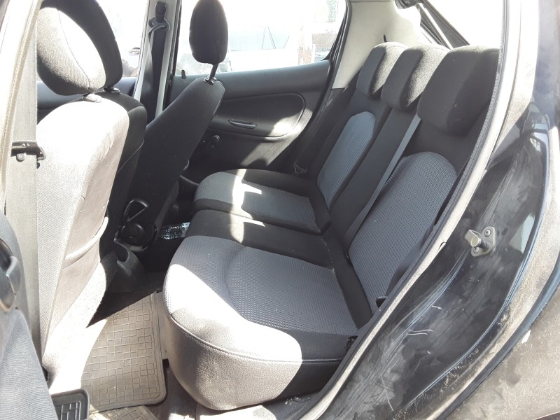 peugeot 206 berlina del año 2005