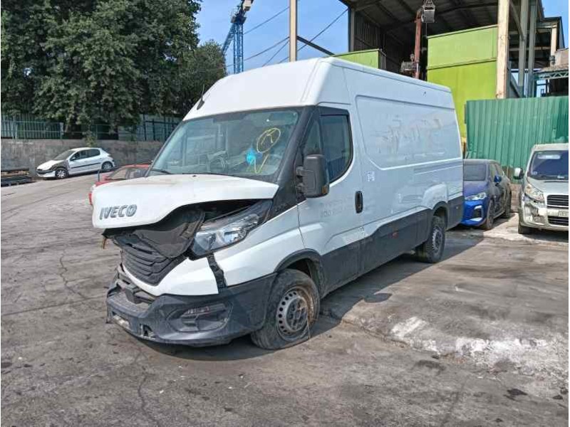 iveco daily vi del año 2023