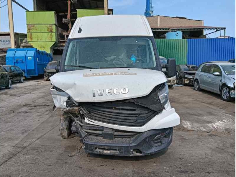 iveco daily vi del año 2023