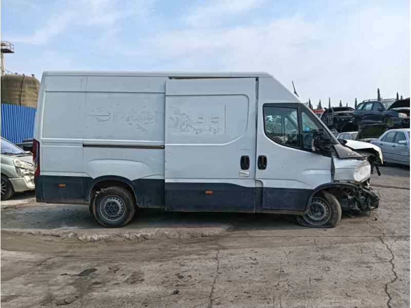 iveco daily vi del año 2023