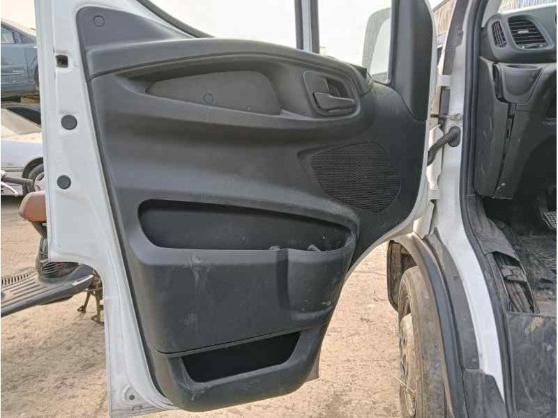 iveco daily vi del año 2023