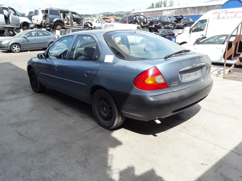 ford mondeo berlina (gd) del año 2000