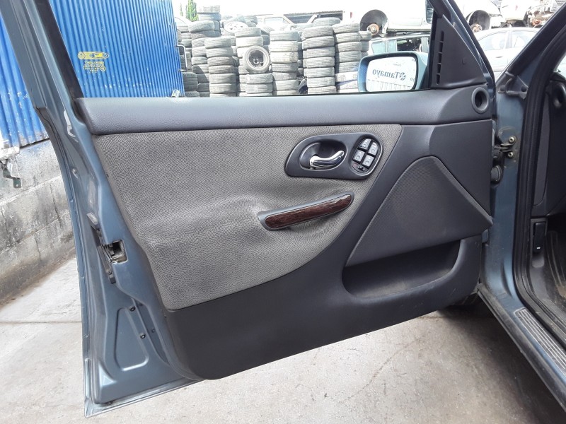 ford mondeo berlina (gd) del año 2000
