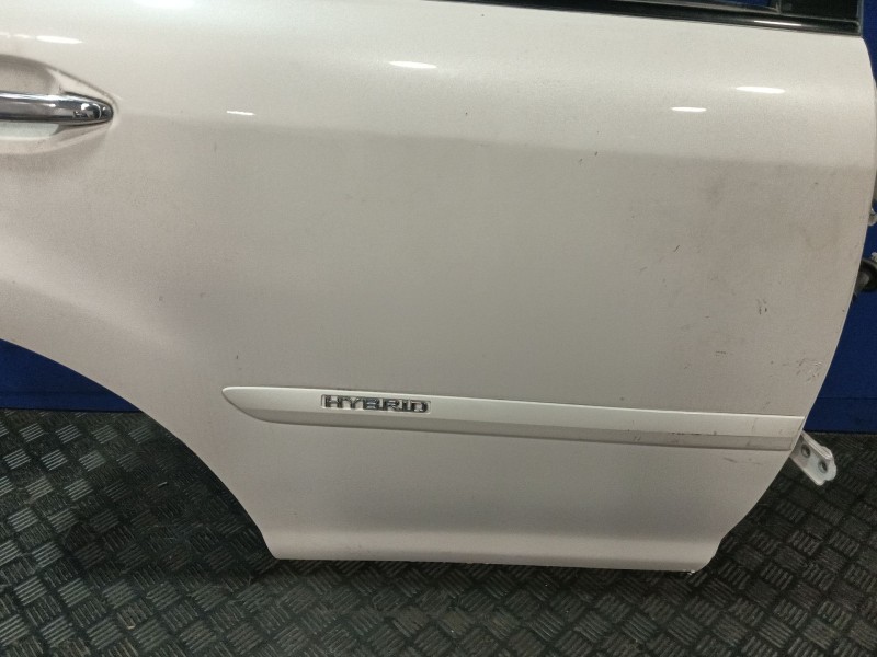 Recambio de puerta trasera derecha para lexus rx referencia OEM IAM   