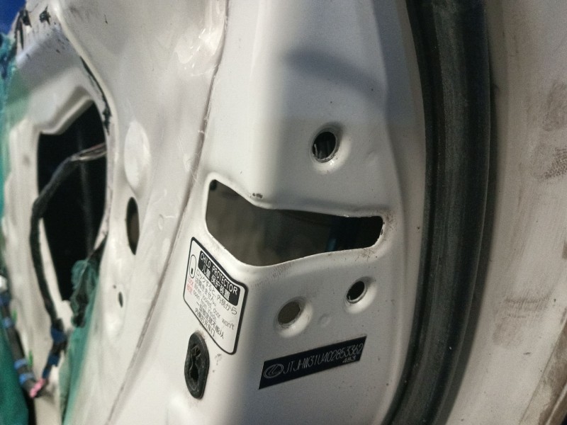 Recambio de puerta trasera derecha para lexus rx referencia OEM IAM   