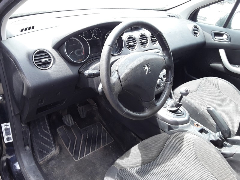 peugeot 308 del año 2008