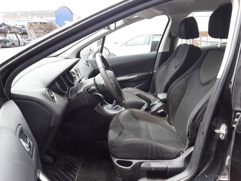 peugeot 308 del año 2008