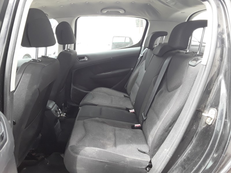 peugeot 308 del año 2008