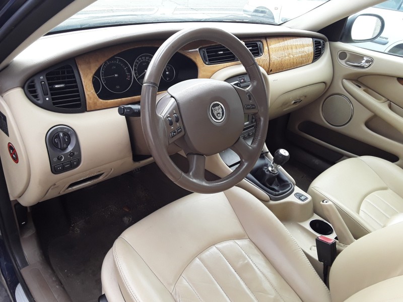 jaguar x-type del año 2005
