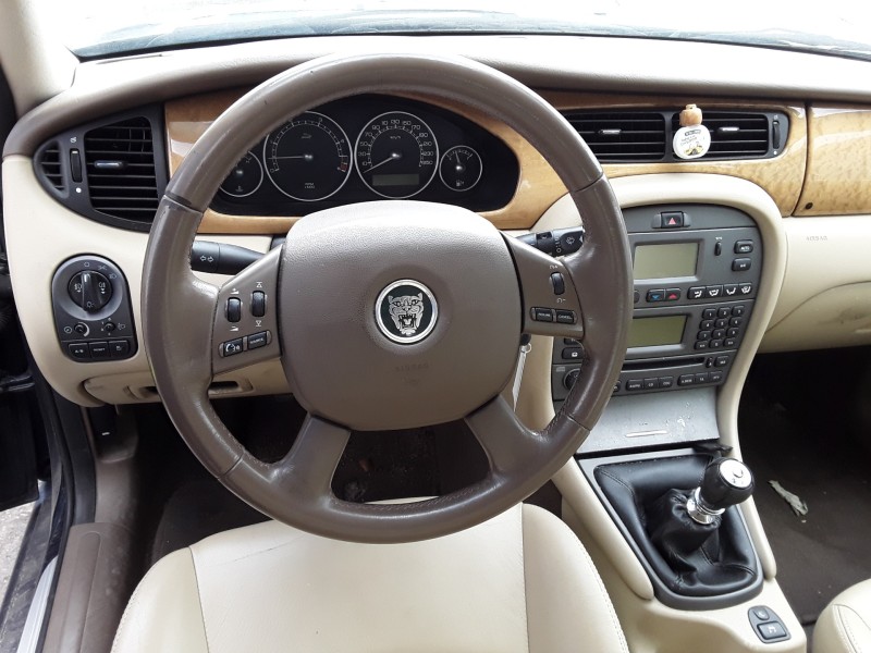 jaguar x-type del año 2005