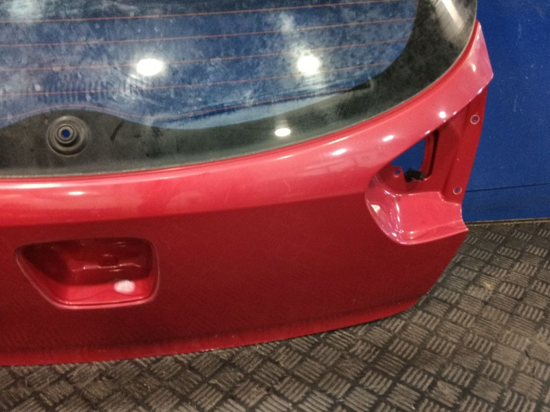 Recambio de porton trasero para kia rio 1.2 cat referencia OEM IAM   
