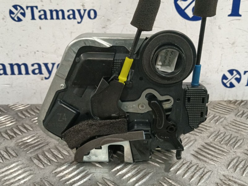 Recambio de cerradura puerta trasera izquierda para lexus rx referencia OEM IAM   