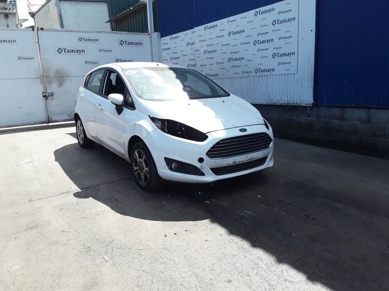 ford fiesta (ccn) del año 2013